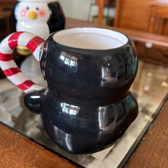 Penguin Mug and Candy Dish - Picture 3 of 12